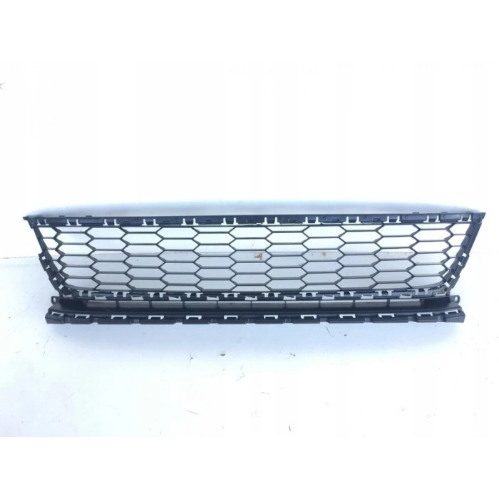 ÖN TAMPON PANJURU ORTA R-LİNE SCIROCCO 2015-