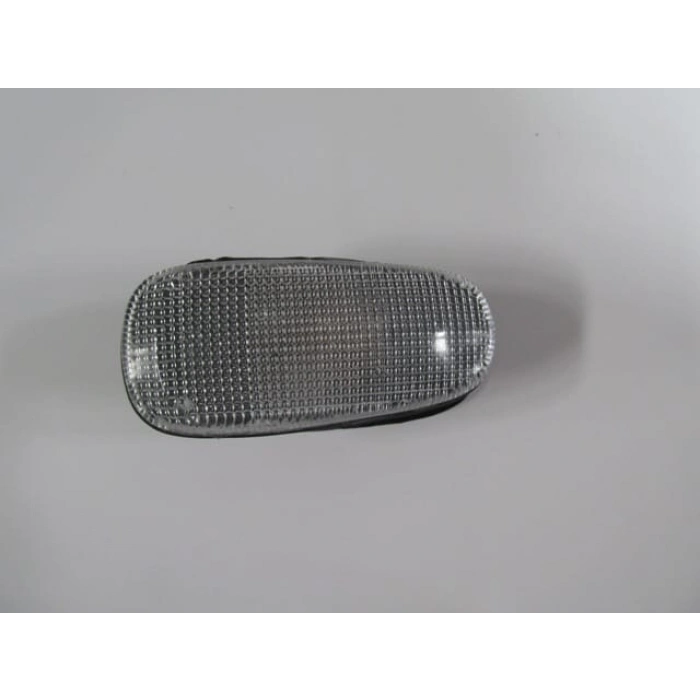 OPEL ASTRA- G- SD/HB- 99/09; ÇAMURLUK SİNYALİ BEYAZ SAĞ/SOL AYNI (ADET)