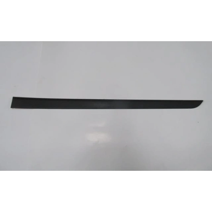 OPEL ASTRA- H- SD/HB- 04/07; ÖN KAPI BANDI SOL SİYAH