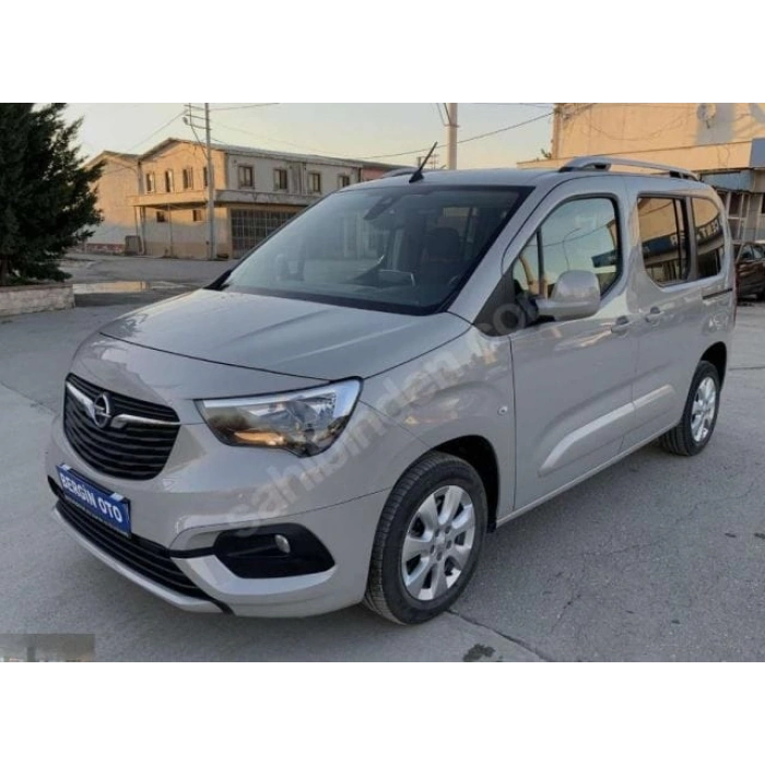 OPEL COMBO- 19/24; ARAÇ BİLGİLERİ VE RESİMLERİ