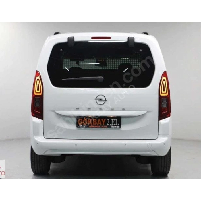 OPEL COMBO- 24/25; ARAÇ BİLGİLERİ VE RESİMLERİ