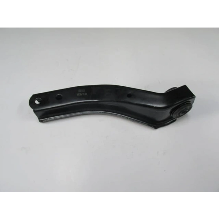 OPEL CORSA- B- 93/96; ÖN ALT TABLA SOL ROTİLSİZ/BURÇLU (SALINCAK) (SH)