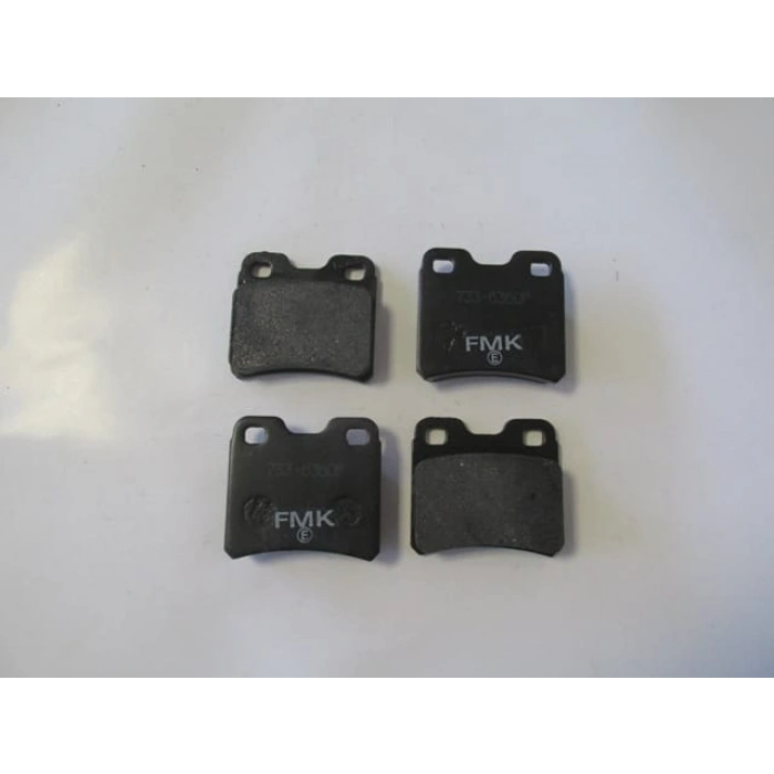 OPEL VECTRA- A- 88/92; ARKA FREN BALATASI (KABLOSUZ) (DİSK) (61,7X57,3X15,5) (FMK)