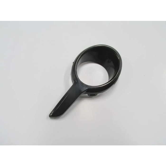 PEUGEOT 208- 12/15; SİS LAMBA ÇERÇEVESİ SAĞ SİS DELİKLİ SİYAH