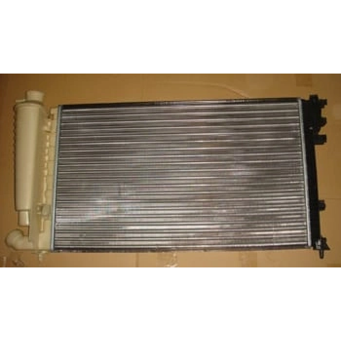 PEUGEOT 306- SD/HB- 97/00; SU RADYATÖRÜ MANUEL (SU BİDONLU) (SEGMANLI TİP) (61X38X3)