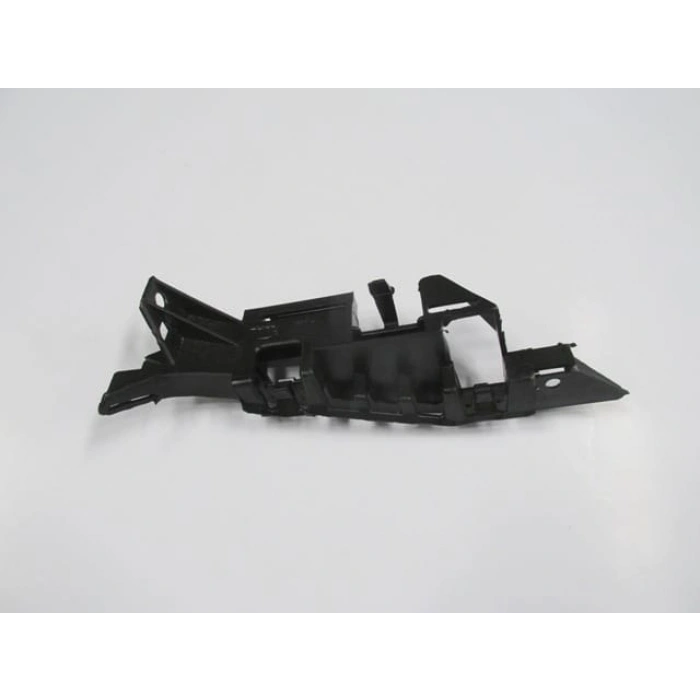 PEUGEOT 307- 01/05; ÖN TAMPON İÇ BRAKETİ SOL (YAN KULAĞA TAKILAN) 1546-2032 (T1)