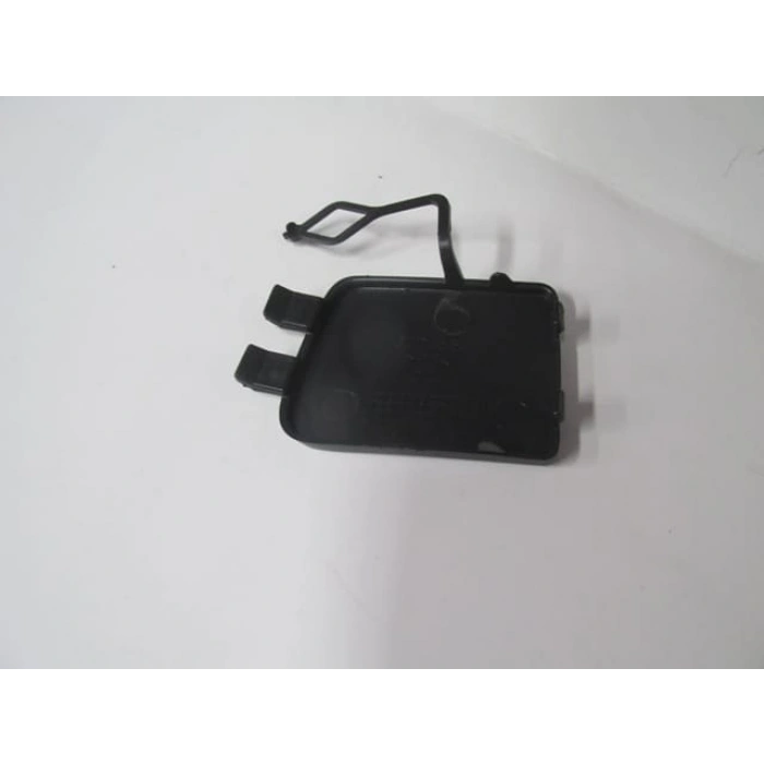 PEUGEOT 308- 11/13; ÖN TAMPON ÇEKİ DEMİRİ KAPAĞI SİYAH (LM)