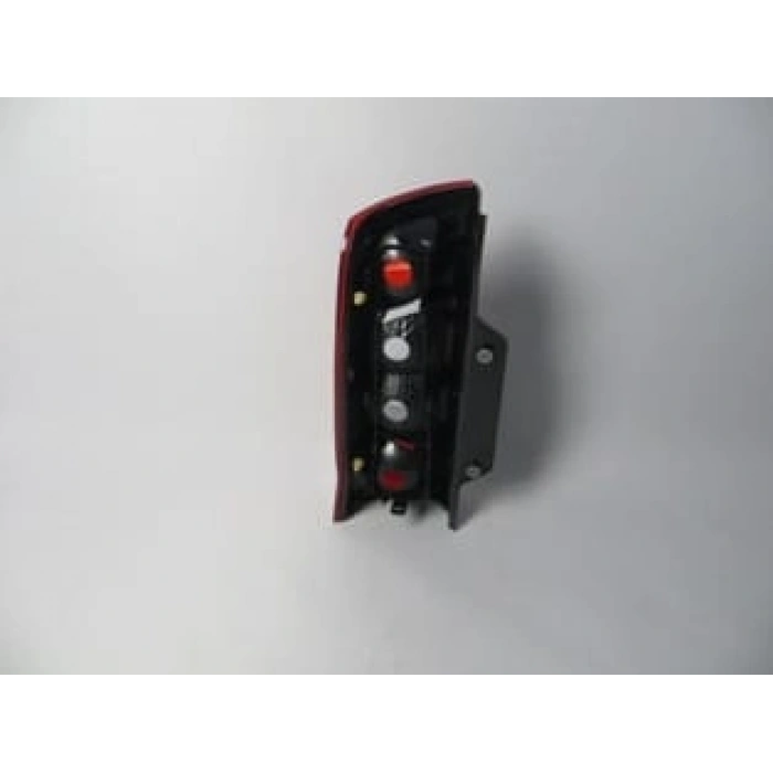 PEUGEOT BIPPER- 08/17; STOP LAMBASI SAĞ KIRMIZI/BEYAZ (BAGAJ KAPAĞI YUKARIYA AÇILAN)(MARS)(E MARKLI)