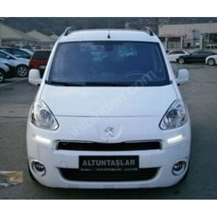 PEUGEOT PARTNER- TEPEE- 10/18; ARAÇ BİLGİLERİ VE RESİMLERİ