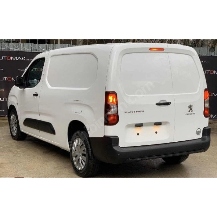 PEUGEOT PARTNER- VAN- 19/24; ARAÇ BİLGİLERİ VE RESİMLERİ