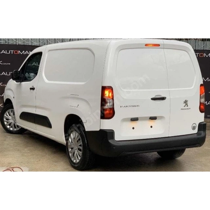 PEUGEOT PARTNER- VAN- 19/24; ARAÇ BİLGİLERİ VE RESİMLERİ