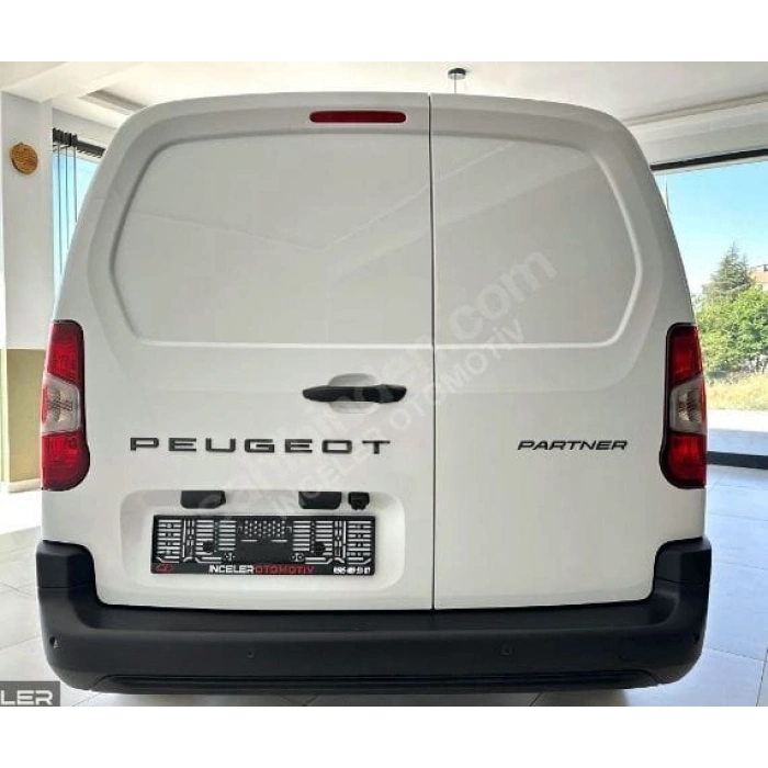 PEUGEOT PARTNER- VAN- 24/25; ARAÇ BİLGİLERİ VE RESİMLERİ