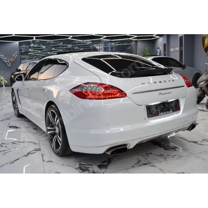 PORSCHE PANAMERA- 10/13; ARAÇ BİLGİLERİ VE RESİMLERİ