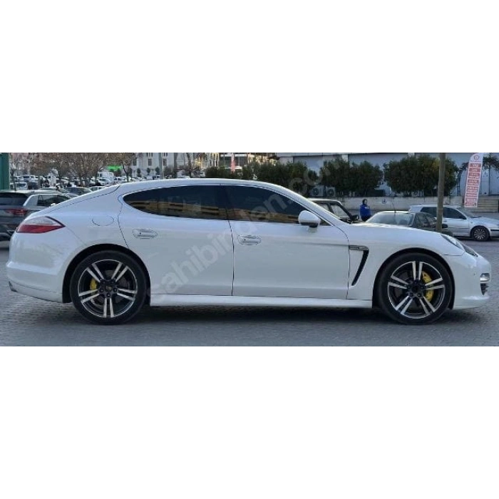 PORSCHE PANAMERA- 10/13; ARAÇ BİLGİLERİ VE RESİMLERİ