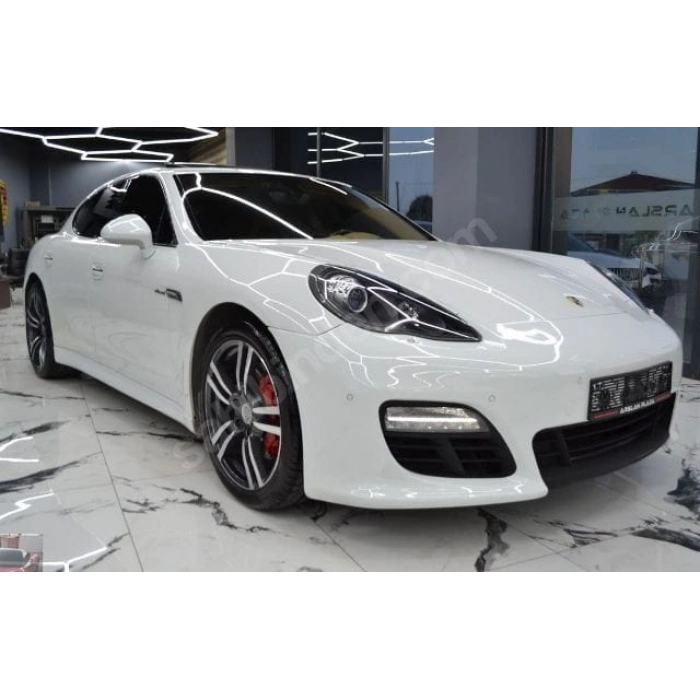 PORSCHE PANAMERA- 10/13; ARAÇ BİLGİLERİ VE RESİMLERİ