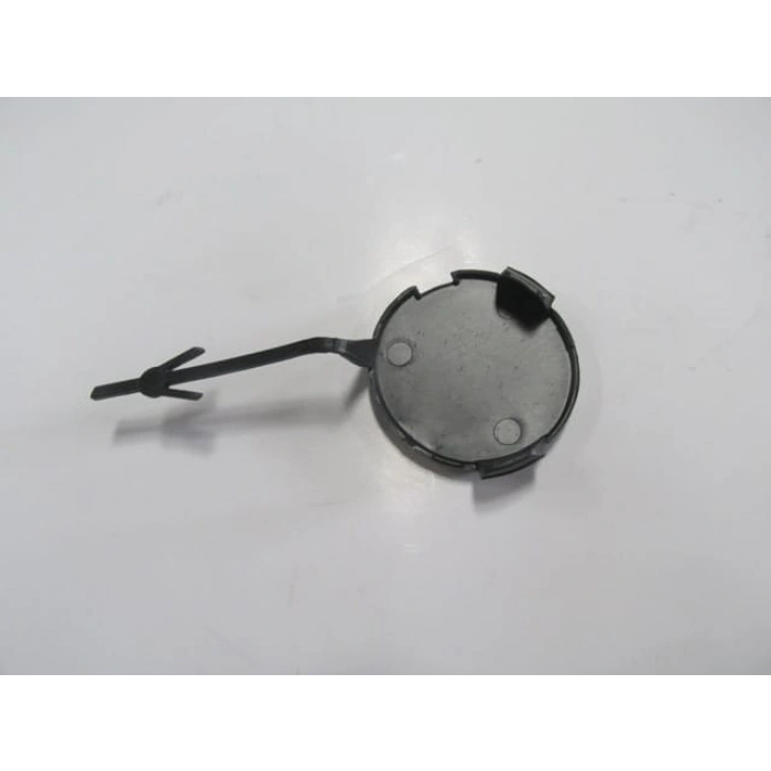 RENAULT CLIO- 4- HB- 13/16; ÖN TAMPON ÇEKİ DEMİR KAPAĞI