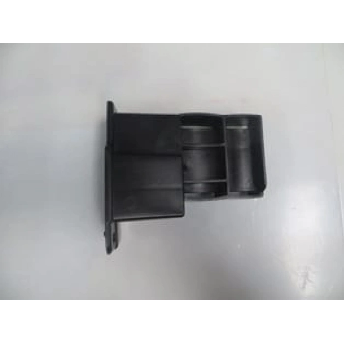 RENAULT CLIO- 4- HB- 13/16; ÖN TAMPON DEMİRİ BAĞLANTI BRAKETİ SOL PLASTİK