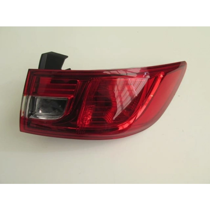 RENAULT CLIO- 4- HB- 16/20; DIS STOP LAMBASI SAG KIRMIZI/BEYAZ (MARS) (E MARKLI)