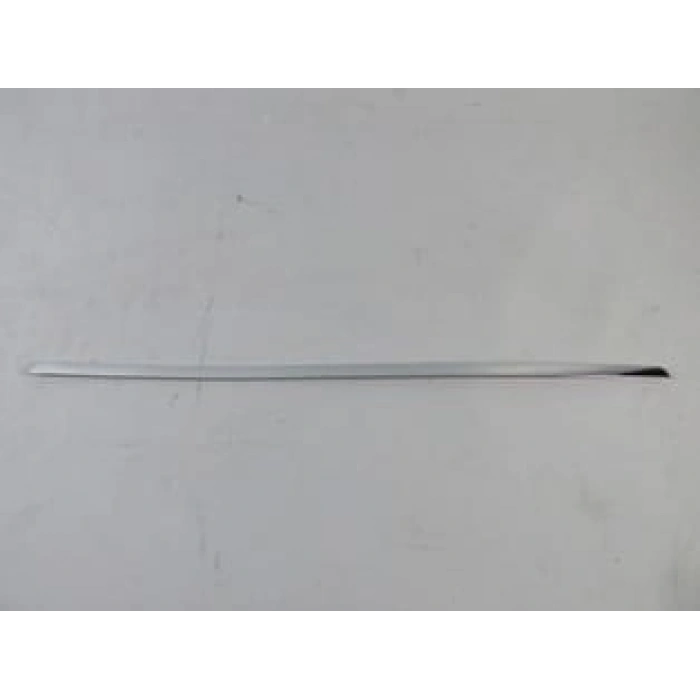 RENAULT FLUENCE- 09/12; BAGAJ ÜST ÇITASI NİKELAJLI YAPIŞTIMALI