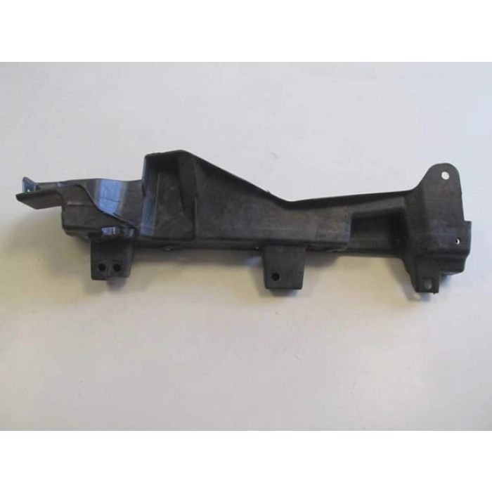 RENAULT KANGOO- 4- 14/21; ÖN ÇAMURLUK BAĞLANTI SUPORTU SOL