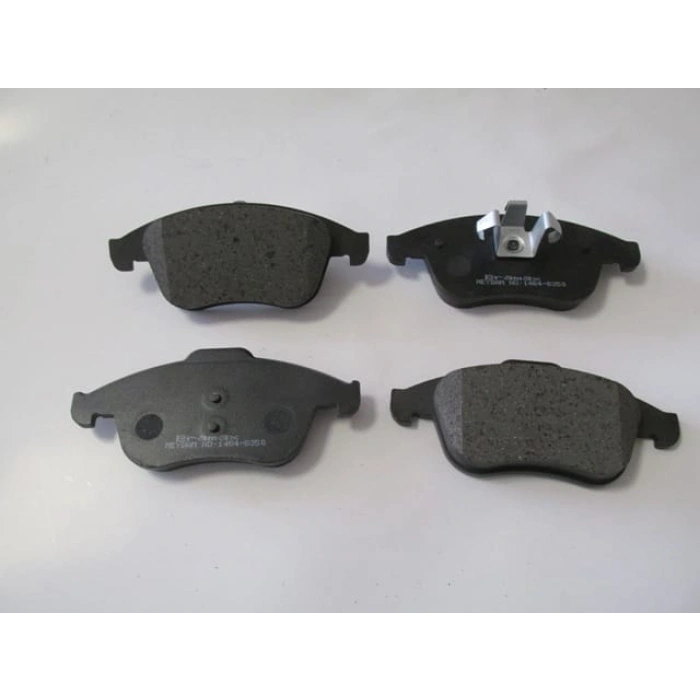 RENAULT LAGUNA- 06/08; ÖN FREN BALATASI (KABLOSUZ)(DİSK) (156,50X68,5X18/155,20X63,20X18)(BRAMAX