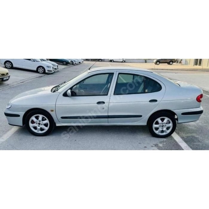 RENAULT MEGANE- 1- 99/02; ARAÇ BİLGİLERİ VE RESİMLERİ