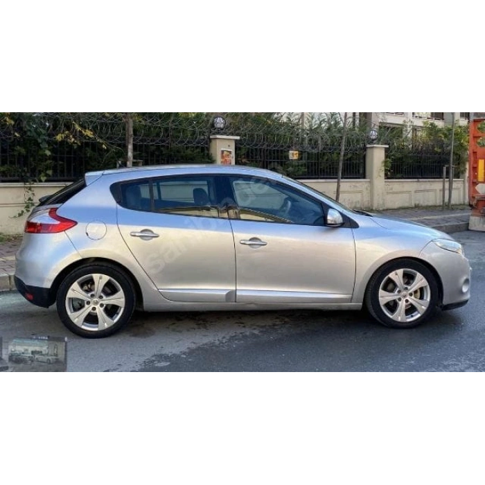 RENAULT MEGANE- 3- HB- 10/13; ARAÇ BİLGİLERİ VE RESİMLERİ