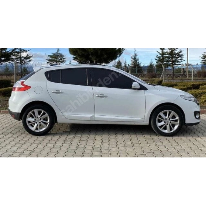 RENAULT MEGANE- 3- HB- 10/13; ARAÇ BİLGİLERİ VE RESİMLERİ