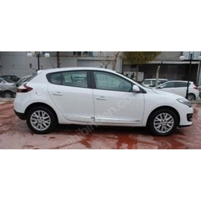 RENAULT MEGANE- 3- HB- 14/15; ARAÇ BİLGİLERİ VE RESİMLERİ
