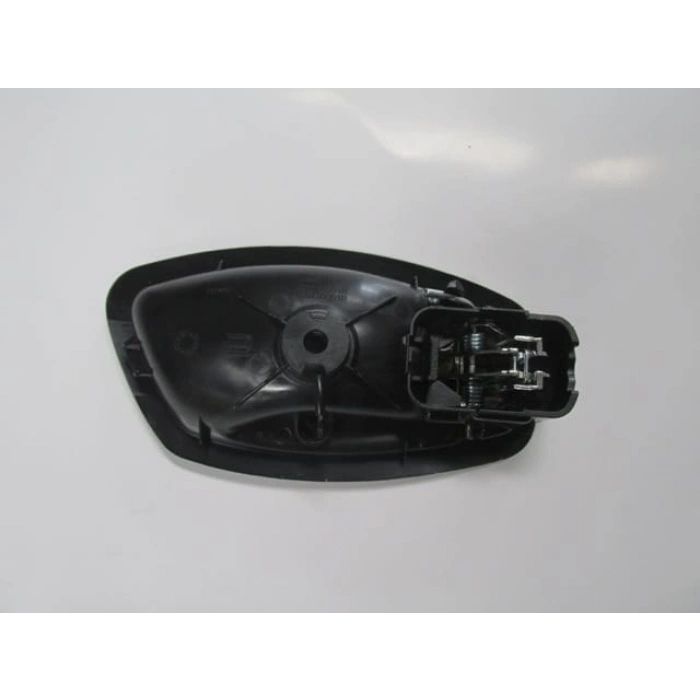 RENAULT MEGANE- 3- HB- 14/15; ÖN KAPI İÇ AÇMA KOLU SOL NİKELAJLI