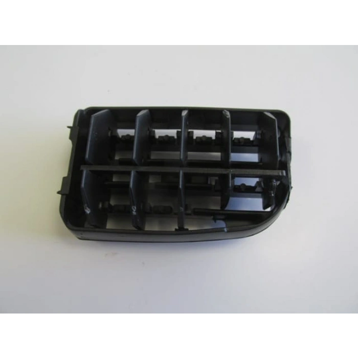 RENAULT R19- EUROPA- 92/01; ÖN GÖĞÜS KÖŞE ÜFLEME PETEĞİ SAĞ (DİFİZÖR)