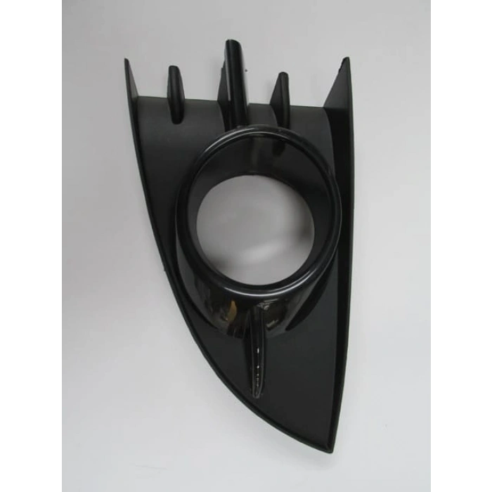 RENAULT SCENIC- 2- 07/09; SİS LAMBA KAPAĞI SOL SİS DELİKLİ SİYAH (DIŞ ÇERÇEVESİ SİYAH) 2PARÇA(TYG)