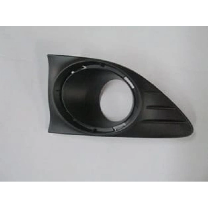 RENAULT SYMBOL- 13/16; SİS LAMBA KAPAĞI SOL (SİS YUVASI NİKELAJ DELİKLİ)