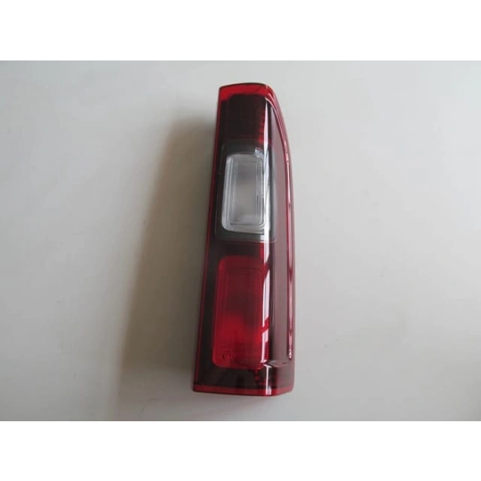 RENAULT TRAFIC- 3- 15/21; STOP LAMBASI SAĞ KIRMIZI/BEYAZ (MARS) (E MARKLI)