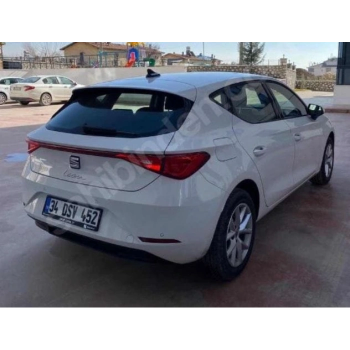 SEAT LEON- 21/25; ARAÇ BİLGİLERİ VE RESİMLERİ