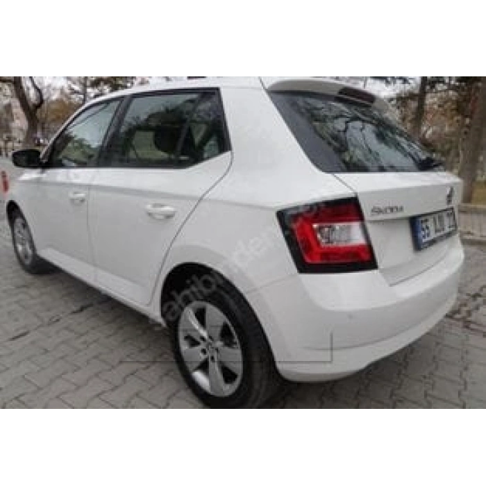 SKODA FABIA- 15/18; ARAÇ BİLGİLERİ VE RESİMLERİ
