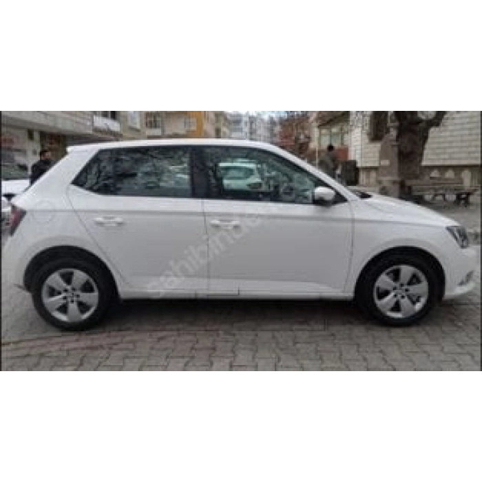 SKODA FABIA- 15/18; ARAÇ BİLGİLERİ VE RESİMLERİ