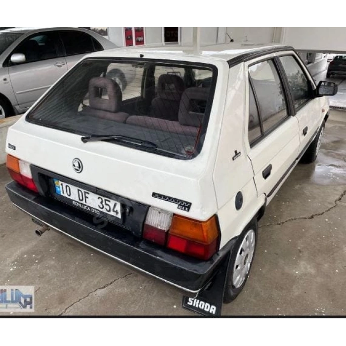 SKODA FAVORIT- 88/94; ARAÇ BİLGİLERİ VE RESİMLERİ