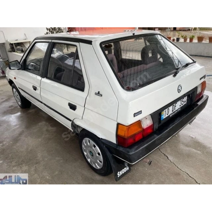 SKODA FAVORIT- 88/94; ARAÇ BİLGİLERİ VE RESİMLERİ