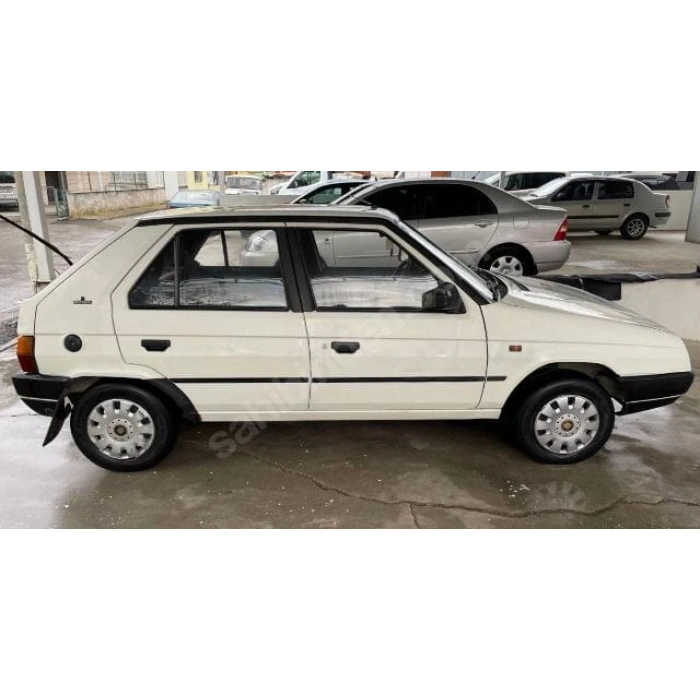 SKODA FAVORIT- 88/94; ARAÇ BİLGİLERİ VE RESİMLERİ