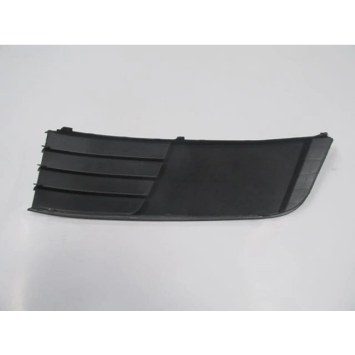 SKODA OCTAVIA- 13/17; SİS LAMBA KAPAĞI SAĞ SİS DELİKSİZ (TW)