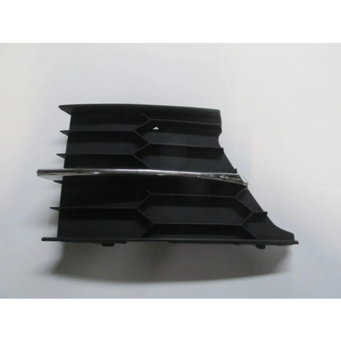 SKODA RAPID- 13/16; TAMPON PANJURU SOL NİKELAJ ÇITALI (SİS LAMBASI YANI)(TW)