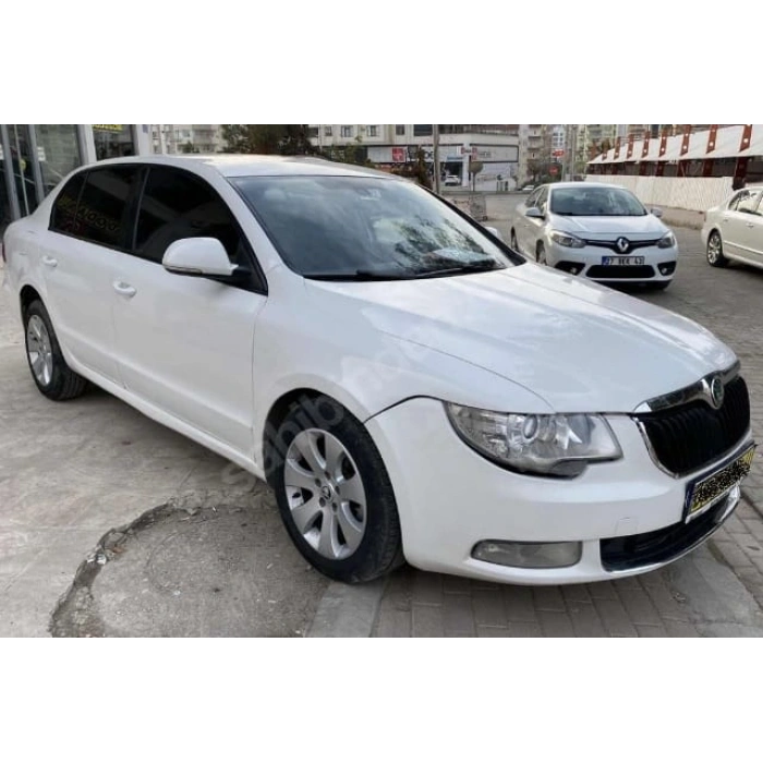 SKODA SUPERB- 09/12; ARAÇ BİLGİLERİ VE RESİMLERİ