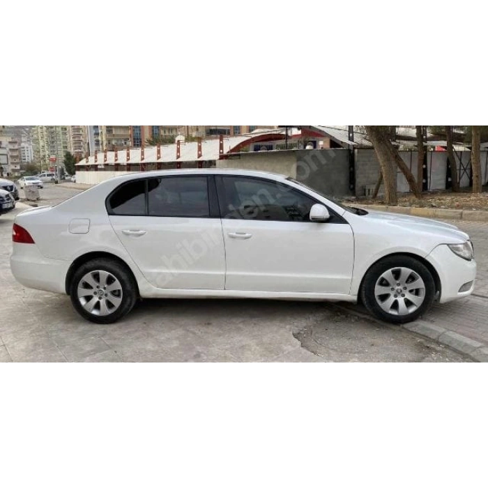 SKODA SUPERB- 09/12; ARAÇ BİLGİLERİ VE RESİMLERİ