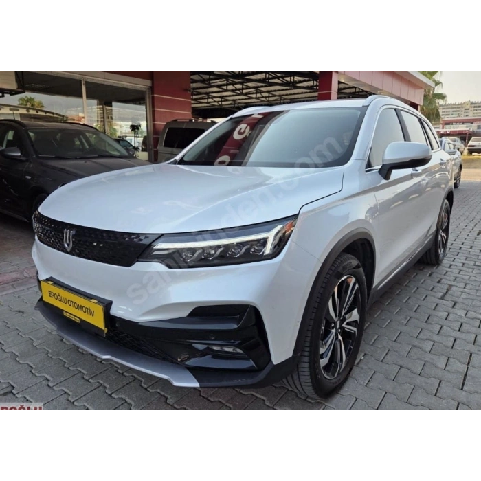 SKYWELL ET5 PREMIUM- 22/23; ARAÇ BİLGİLERİ VE RESİMLERİ