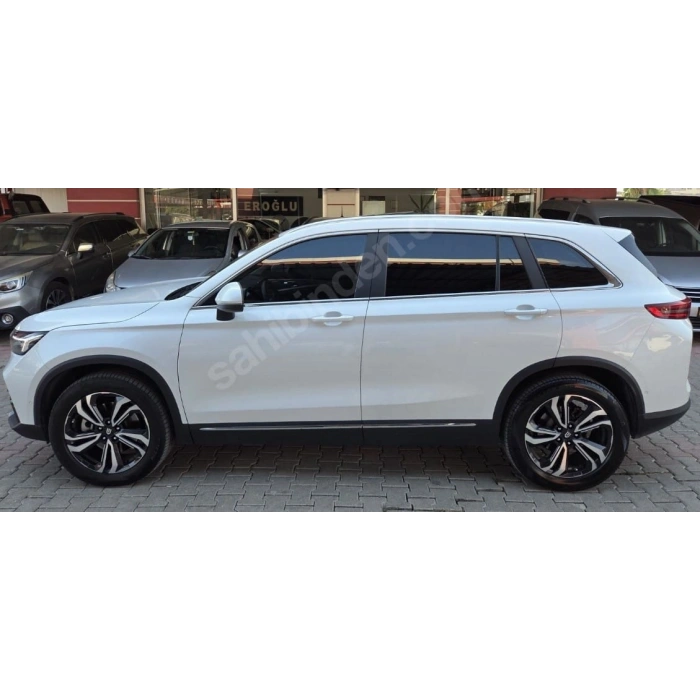 SKYWELL ET5 PREMIUM- 22/23; ARAÇ BİLGİLERİ VE RESİMLERİ