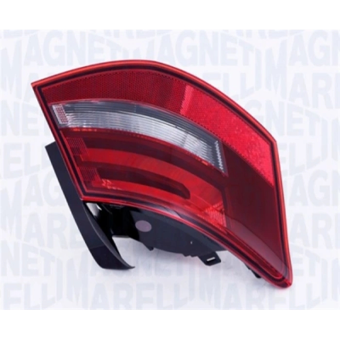 STOP LAMBASI DIS SAG 714081040801 (HATCHBACK) A3 BM 13-