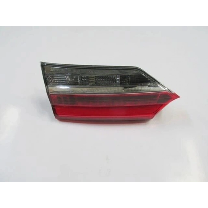 STOP LAMBASI IÇ SAG LED COROLLA (E18) Benzin-Dizel 16-