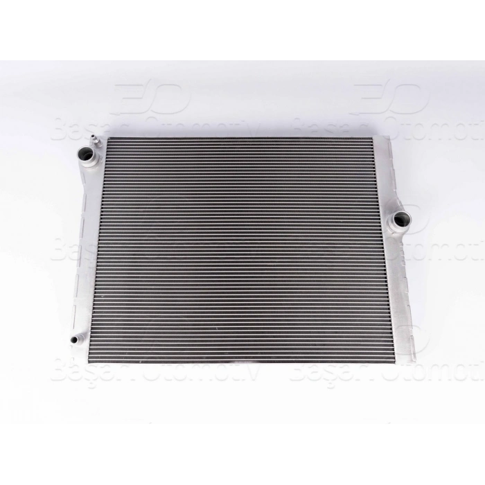 SU RADYATORU BRAZING MT 600X328X32 MM BMW F01. F02. F07 7 SERISI 750 4.4I BENZIN M/A