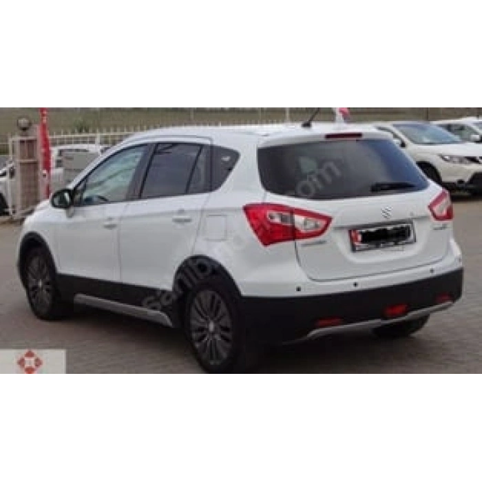 SUZUKI SCROSS- 13/16; ARAÇ BİLGİLERİ VE RESİMLERİ